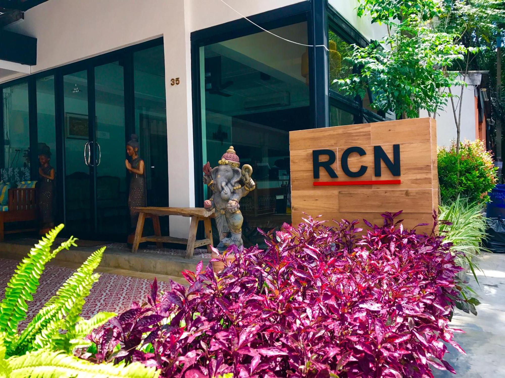Rcn Court & Inn Чиангмай Екстериор снимка