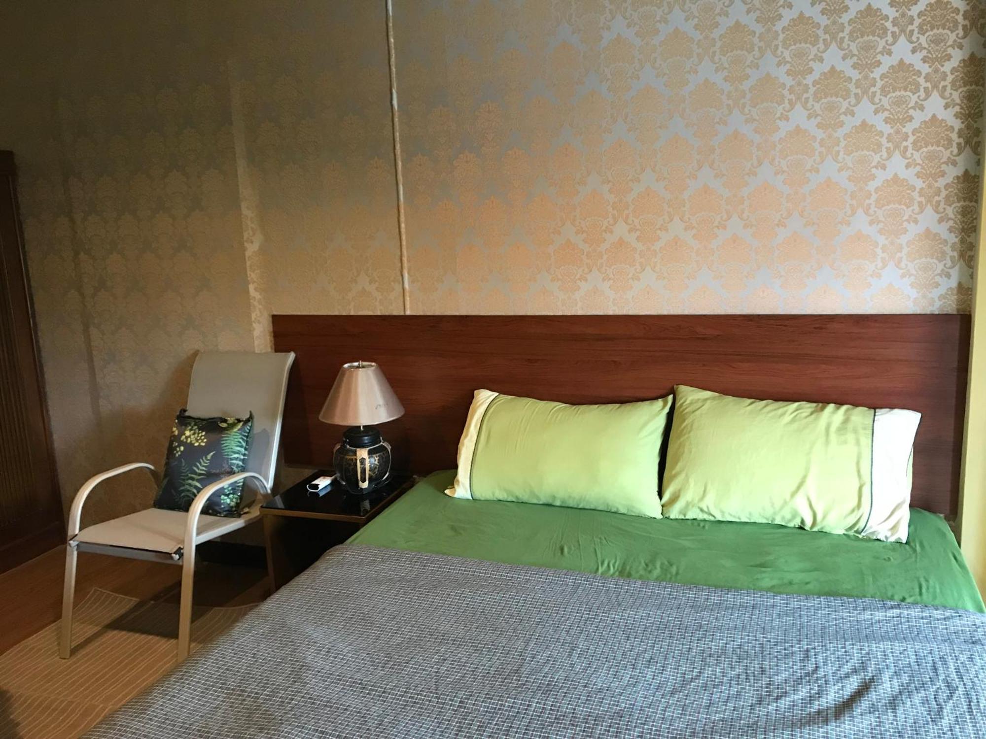 Rcn Court & Inn Чиангмай Екстериор снимка