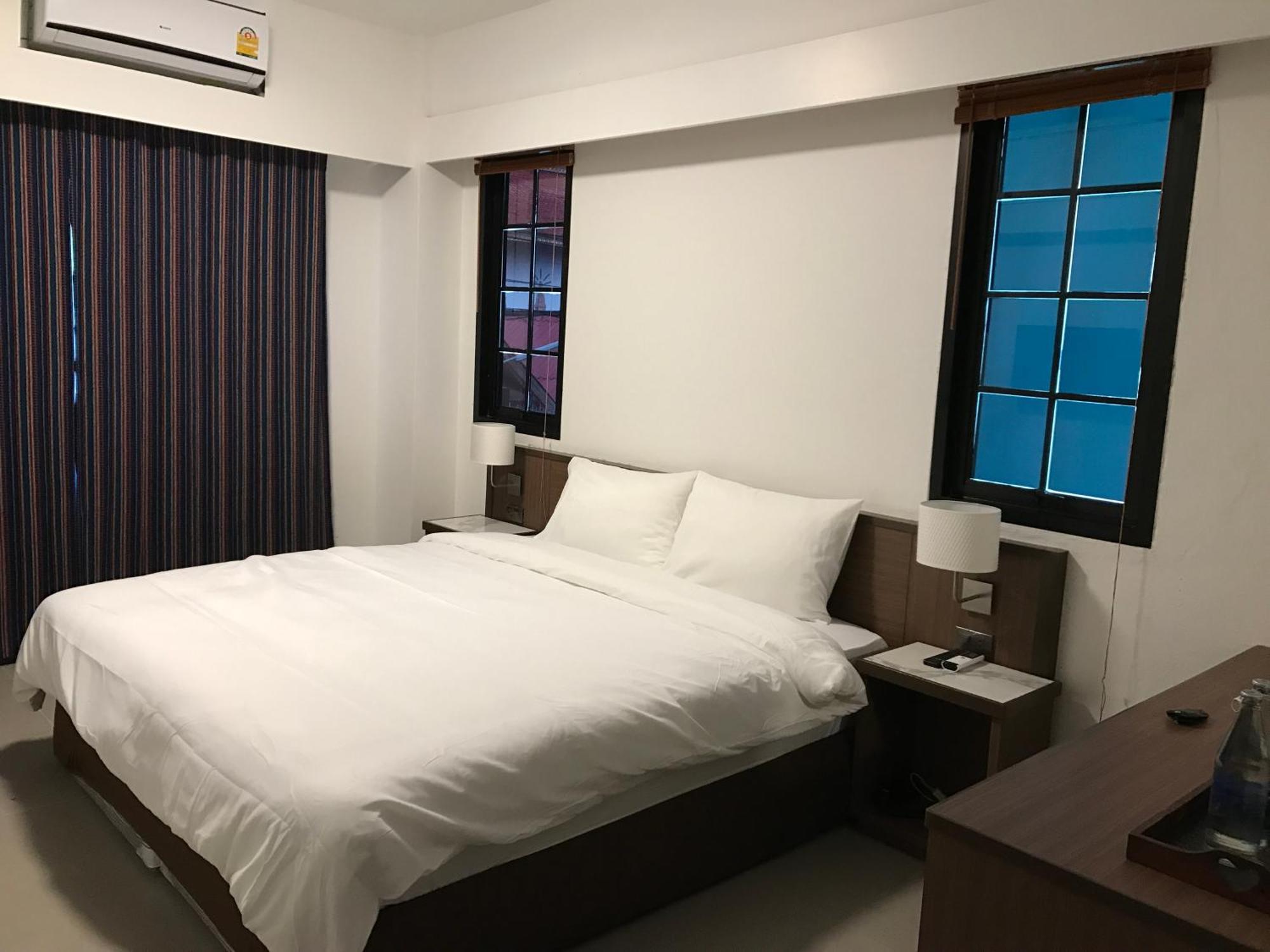 Rcn Court & Inn Чиангмай Екстериор снимка